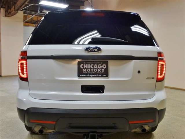 Ford Explorer 2013 photo 8